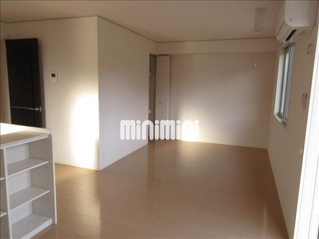 その他部屋・スペース　明るい開放的なリビングです。