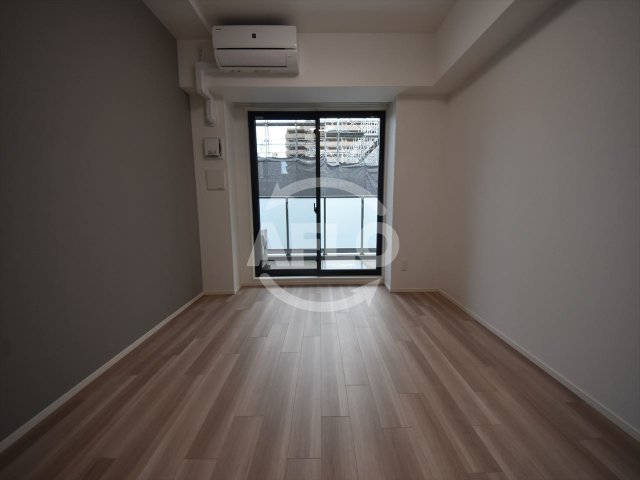 居室・リビング　ルネフラッツ谷町四丁目　リビング