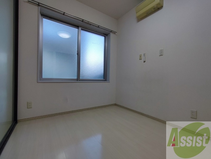 その他部屋・スペース　洋室です。お部屋が多いのはうれしいですね！