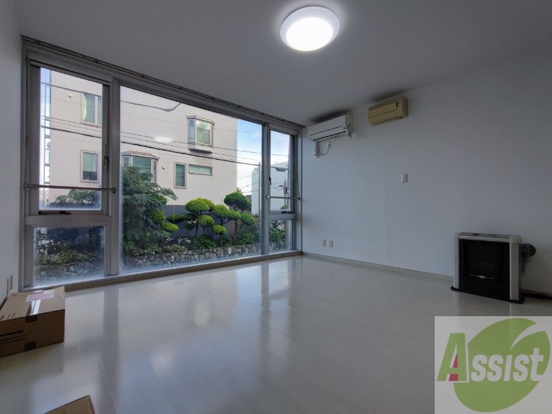 居室・リビング　広くてキレイなＬＤＫが広がっていて、充実した生活が送れそう。