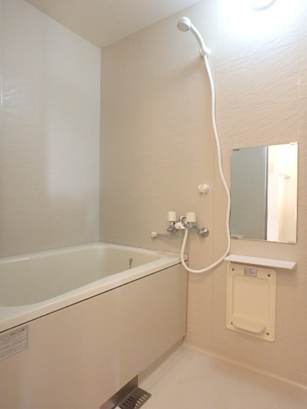 バス・シャワールーム　図面と現状に相違がある場合には現状を優先