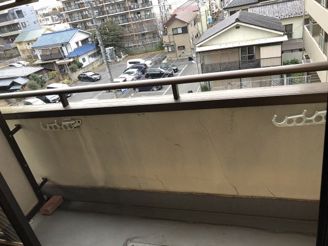 バルコニー　参考イメージ写真。