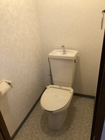 トイレ　参考イメージ写真。