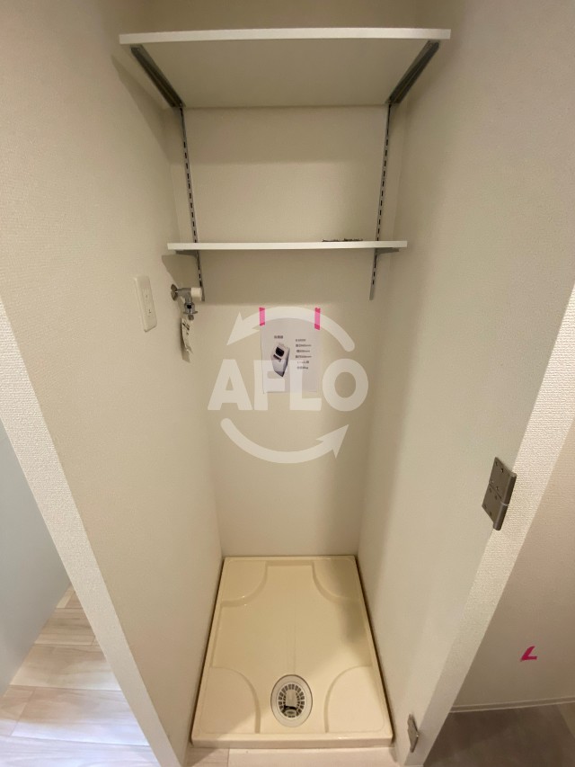 その他　セレニテ本町東リアン　室内洗濯機