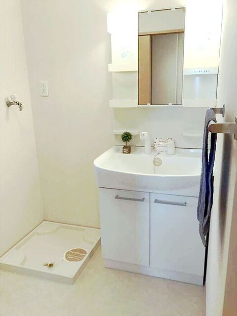 洗面設備　洗髪洗面化粧台