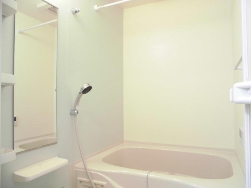 バス・シャワールーム　図面と現状に相違がある場合には現状を優先