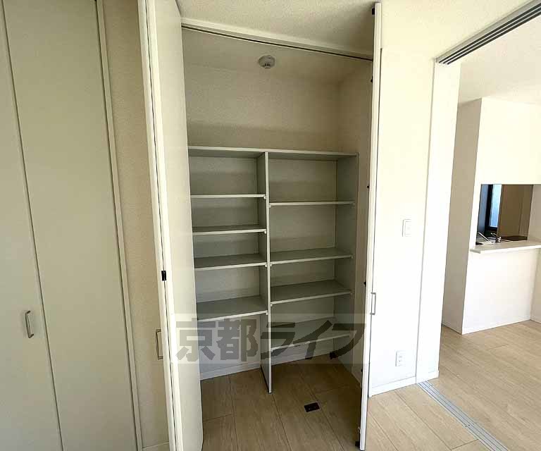 収納　収納たっぷりございます