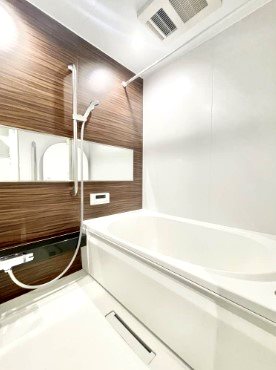 バス・シャワールーム　同メーカー施工例参考イメージ画像