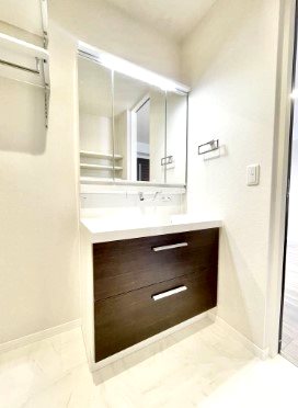 洗面設備　同メーカー施工例参考イメージ画像