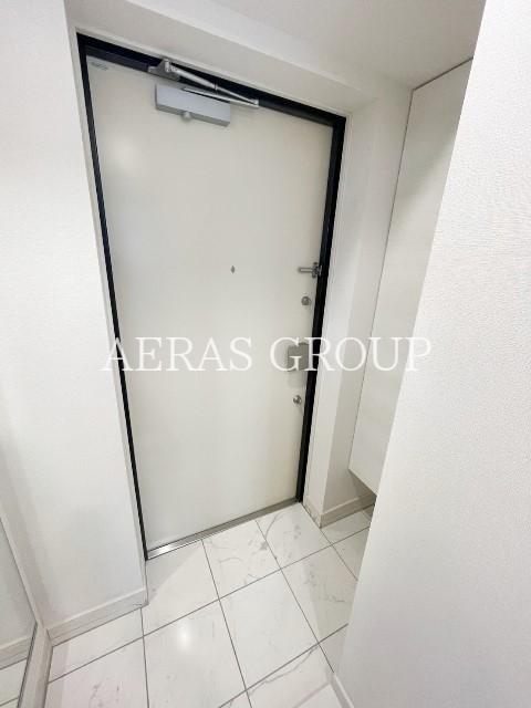 玄関　同仕様タイプ