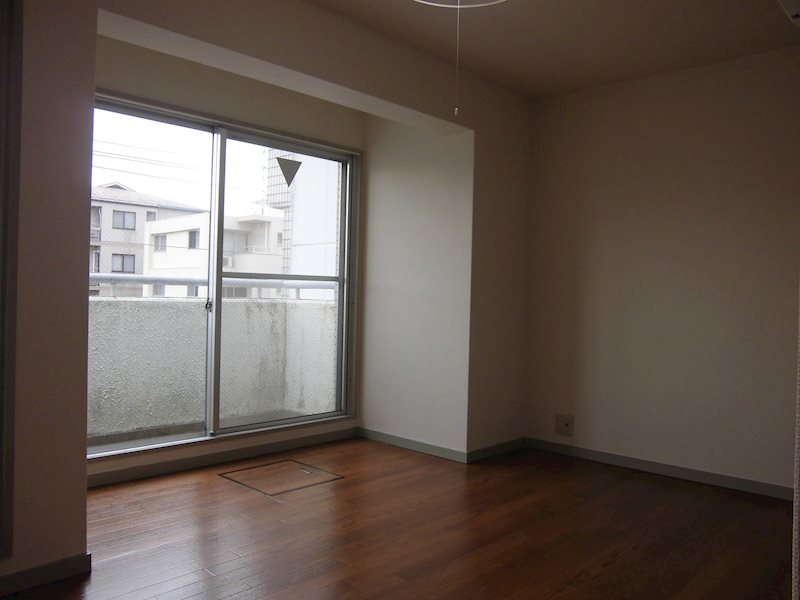 居室・リビング　別室参照