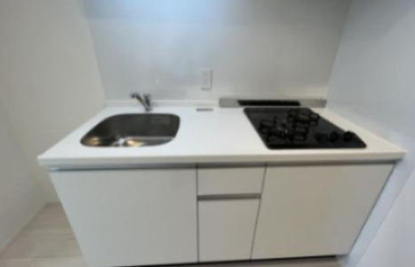 キッチン　別部屋参考写真になります