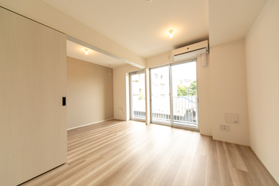 居室・リビング　居間