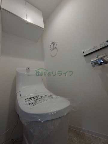 トイレ　FLUFFY西早稲田　※同タイプの別部屋写真です