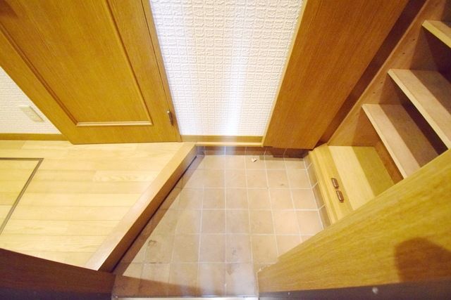 玄関　内装・設備