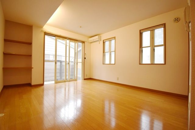 居室・リビング　内装・設備