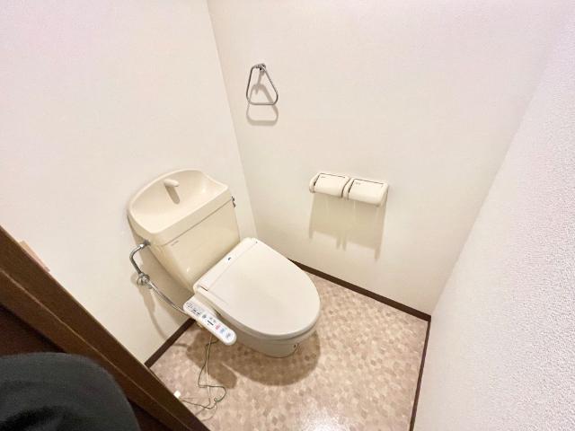 トイレ　シャワー付きトイレ