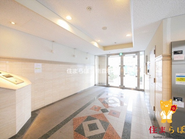 エントランス　「暮らしの設計図は、ここから始まります。」