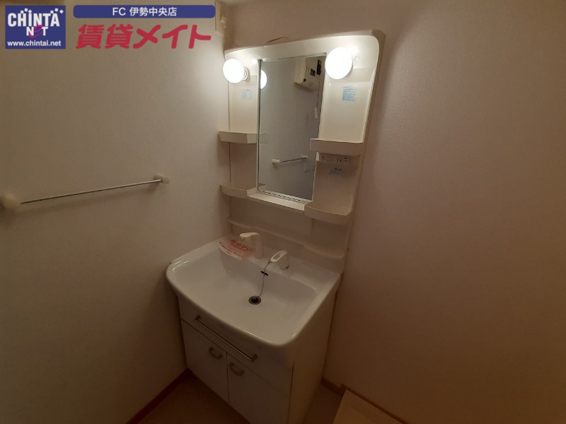 洗面設備　同型タイプ画像