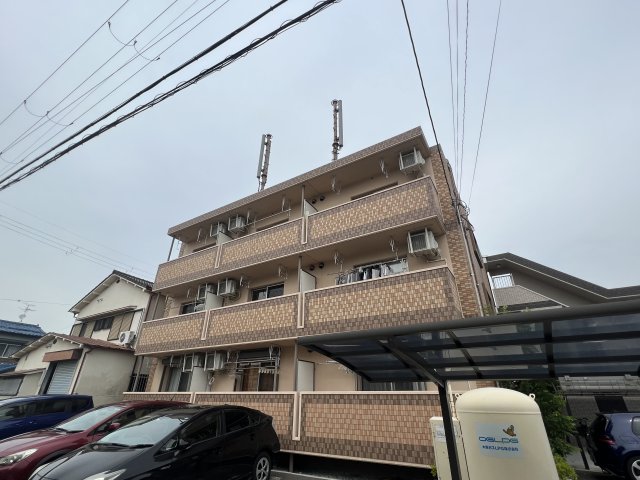 建物外観　オートバイ・自転車置き場あります♪