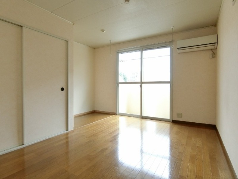 居室・リビング　図面と現状に相違がある場合には現状を優先