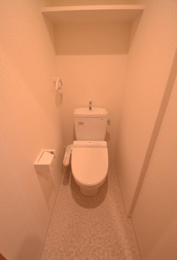 トイレ　トイレ