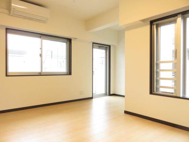 居室・リビング　別室参照