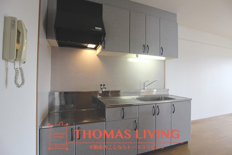 キッチン　※写真を準備中のため、同物件の別室写真をご参照ください。