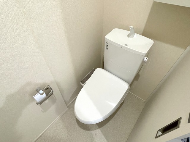 トイレ　★温水洗浄便座★