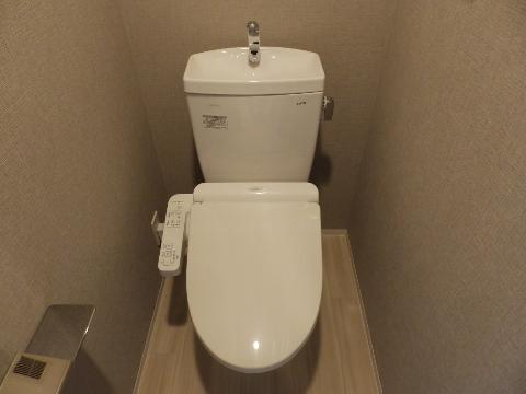 トイレ　シャワー付トイレ