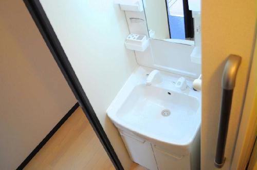 洗面設備　独立洗面台完備