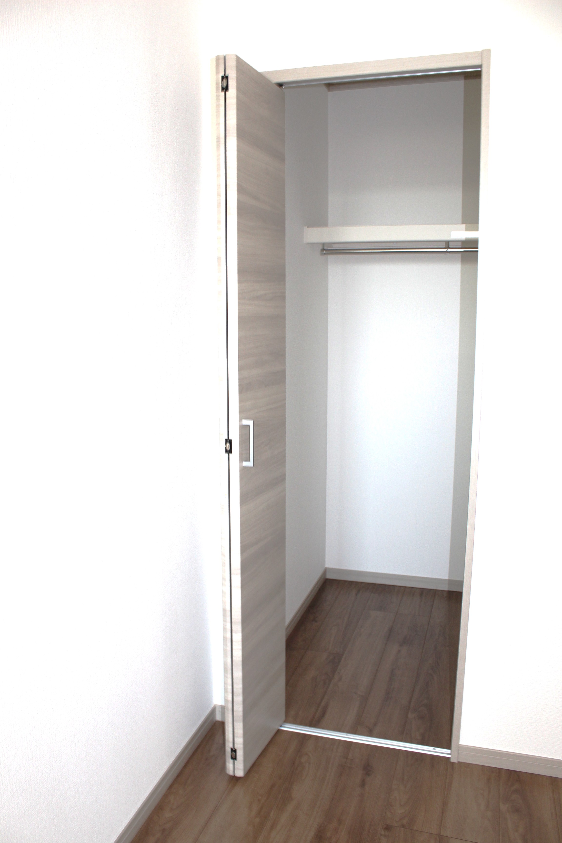 収納　ウォークインクローゼット