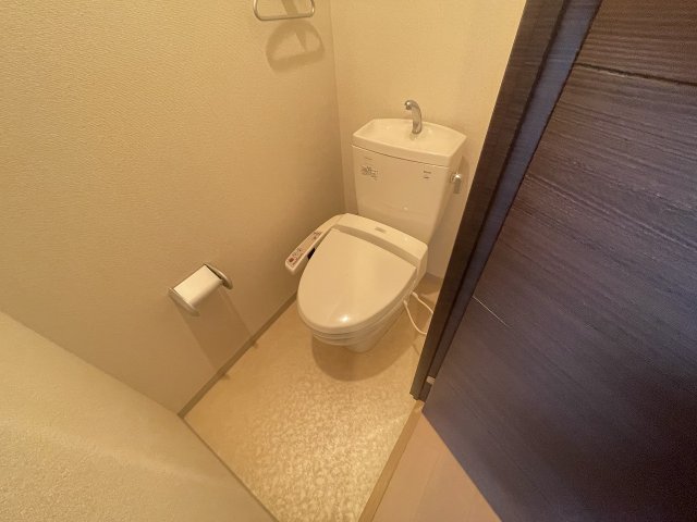 トイレ　落ち着いたトイレです