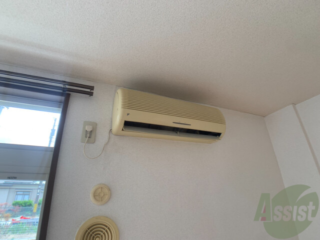 その他設備　エアコン設置済みです。これからの時代は欠かせませんよ。