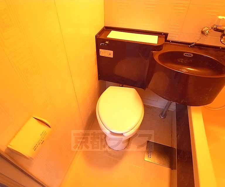 トイレ　清潔感のあるトイレです。