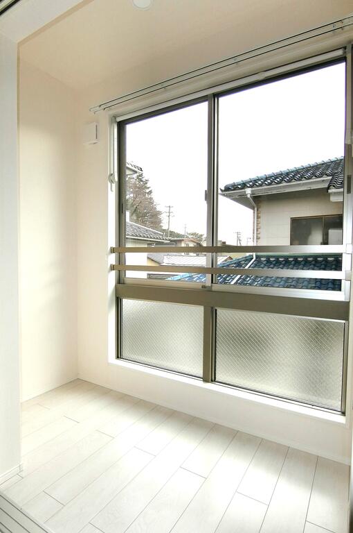 バルコニー　同型物件の写真です。