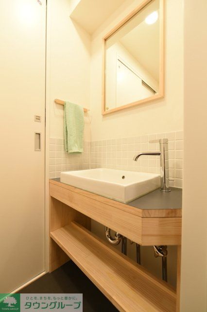 洗面設備　※家具小物等はイメージです