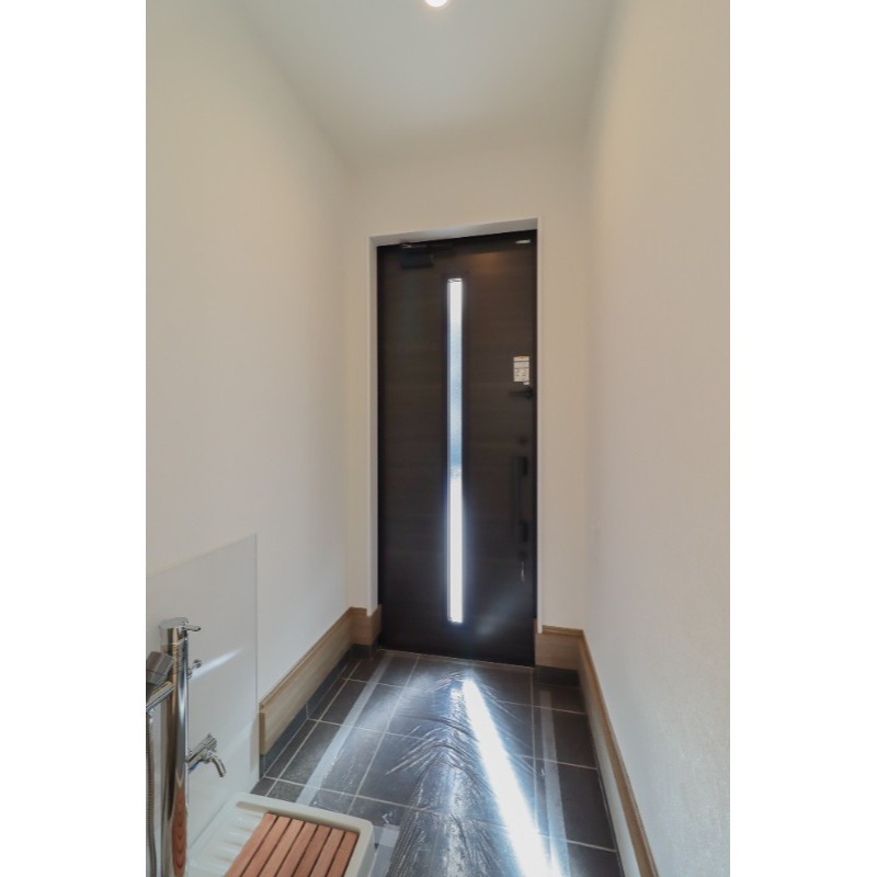 玄関　図面と現状に相違がある場合には現状を優先