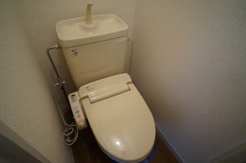 トイレ　シャワートイレ