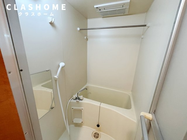 バス・シャワールーム　同物件の別部屋になります。