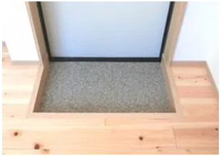 玄関　※同タイプ参考写真