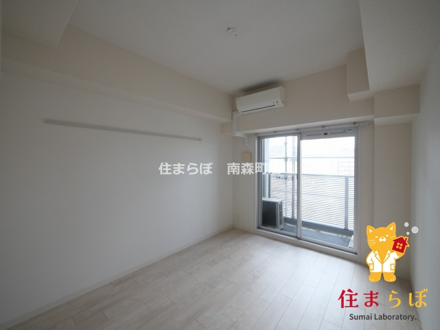 居室・リビング　「“合う暮らし”を、LINEで一緒に描こう。」