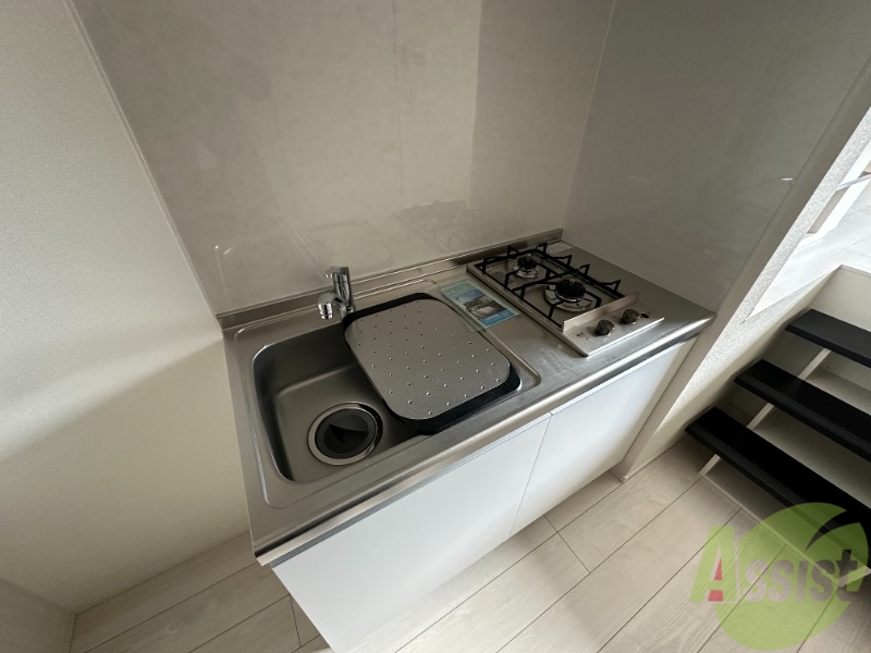 キッチン　システムキッチンで悠々自適に料理も出来ます。