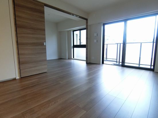 眺望　別タイプのお部屋のお写真となります（参考写真）