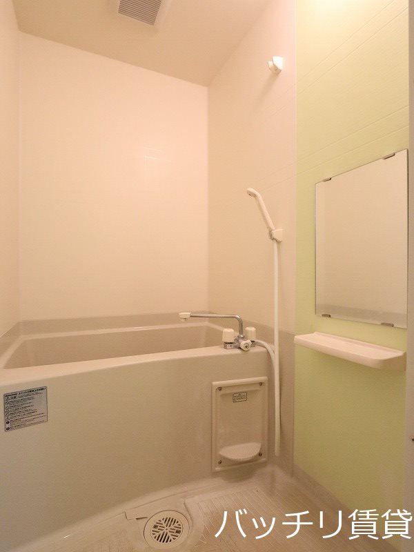バス・シャワールーム　別号室イメージの為、現状を優先致します。