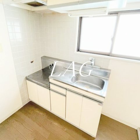 キッチン　キッチンです。