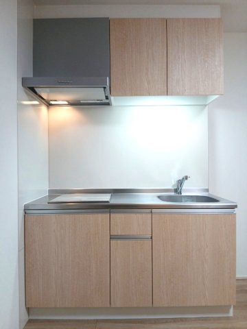 キッチン　コンパクトなキッチンで掃除もラクラク