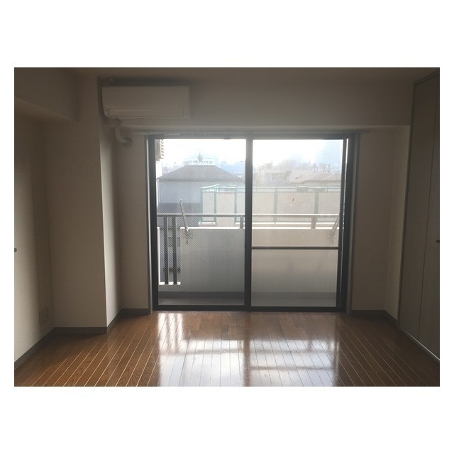 居室・リビング　居室