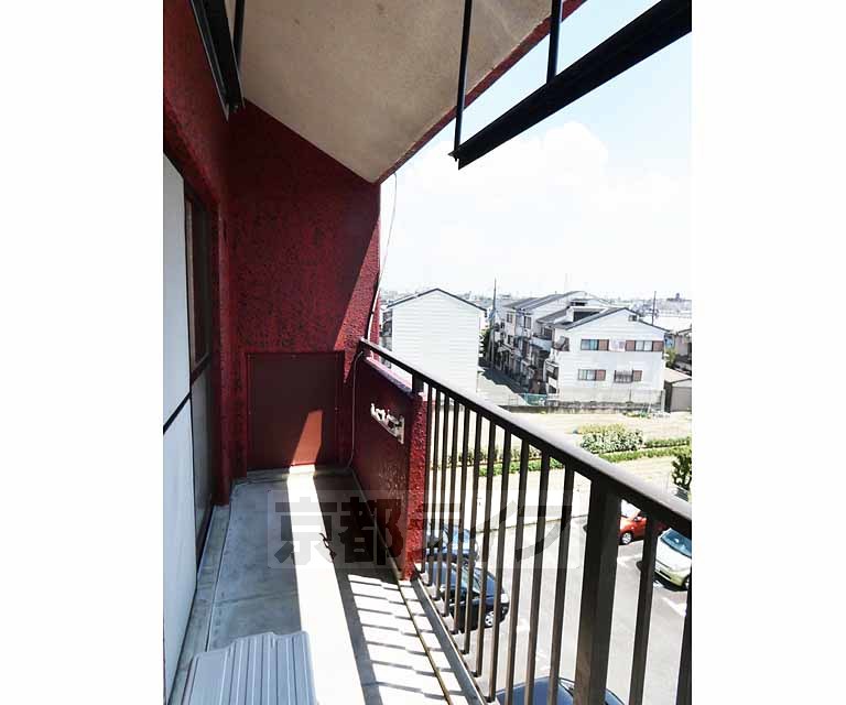 バルコニー　日当たり良好。