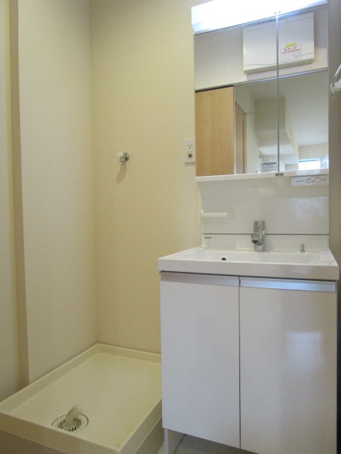 洗面設備　★独立洗面台★室内洗濯機置き場★